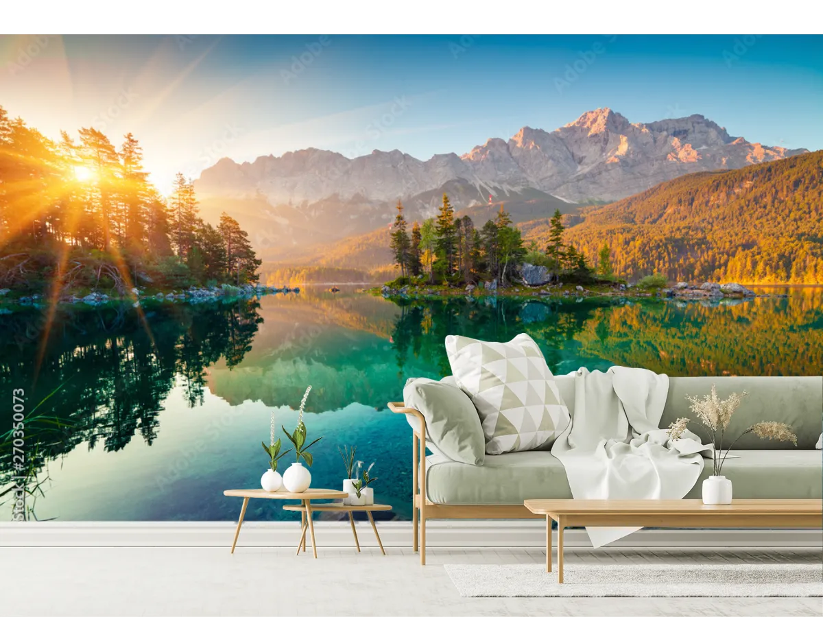 Mural Amanecer Espejado en Lago Alpino – Fotomural Decorativo para Sala y Oficina