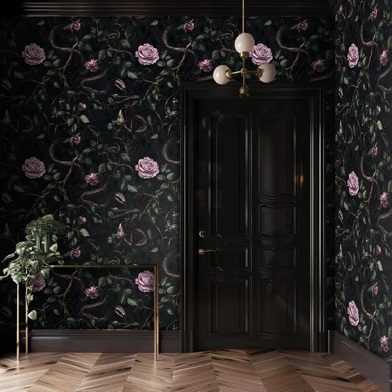 Papel tapiz Rosas malva y serpientes oscuras